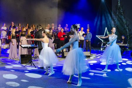 Božično novoletni koncert – v sliki 65